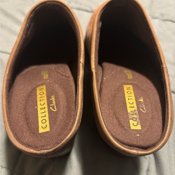 CLARKS COLLECTION Womens Enfield Sandy Heeled Suede Brown Clogs Size 8.5 - Picture 6 of 7